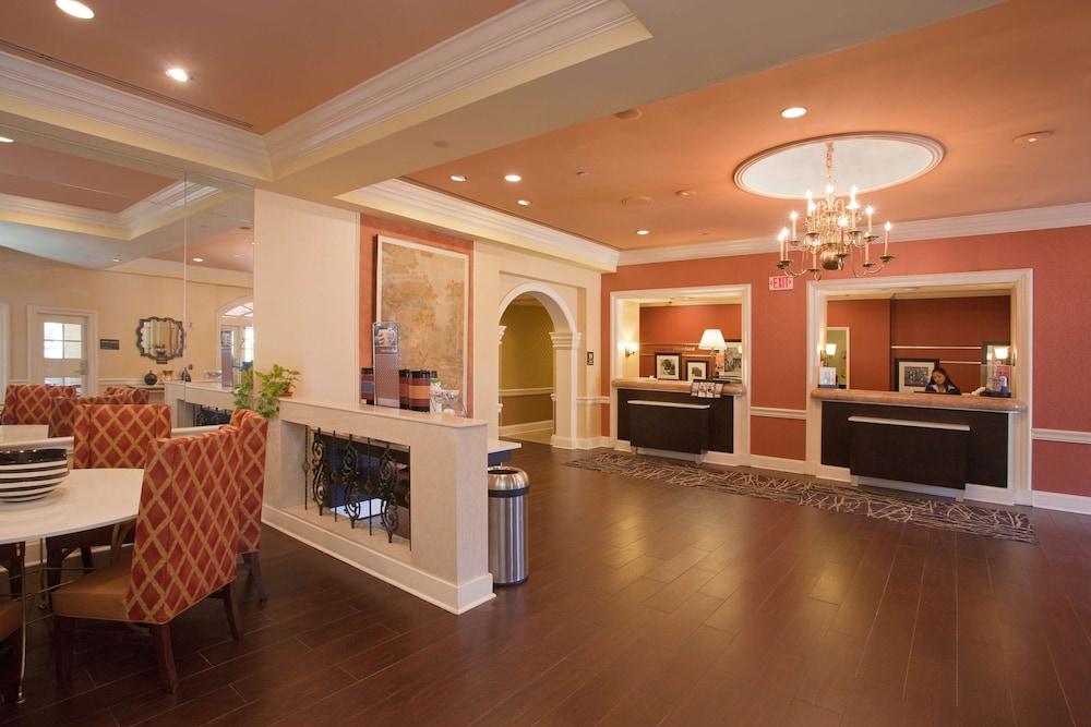 Hampton Inn & Suites Stamford Extérieur photo