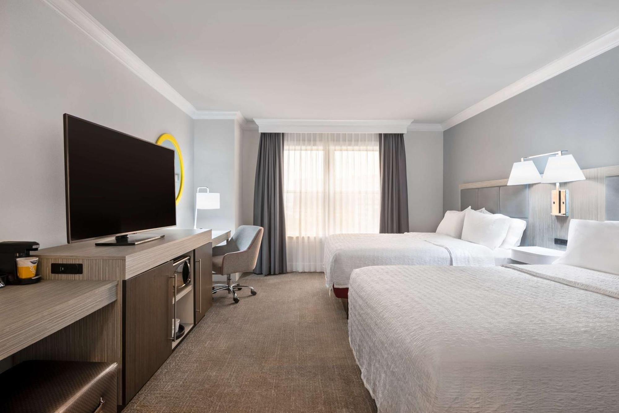 Hampton Inn & Suites Stamford Extérieur photo