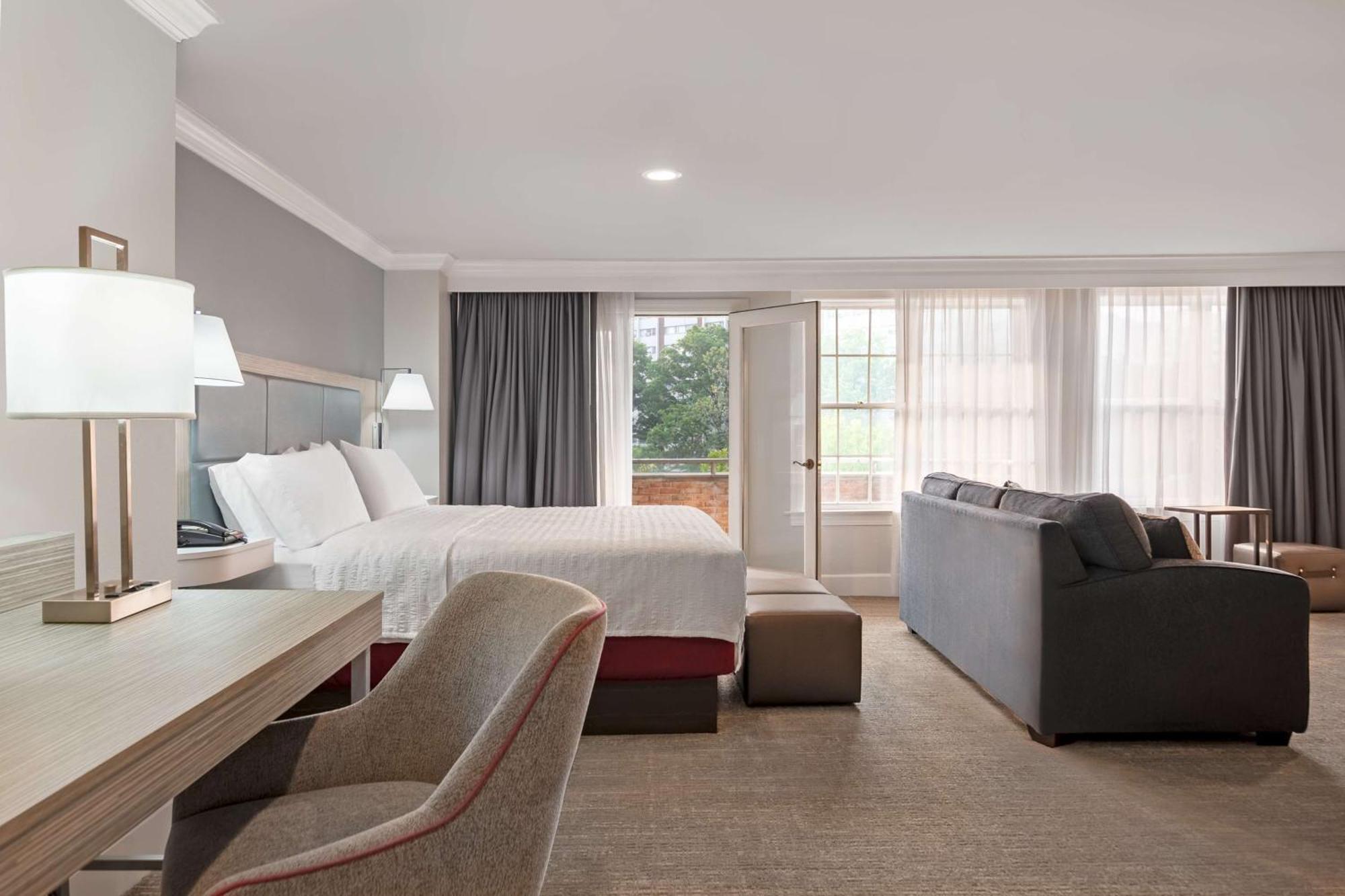 Hampton Inn & Suites Stamford Extérieur photo