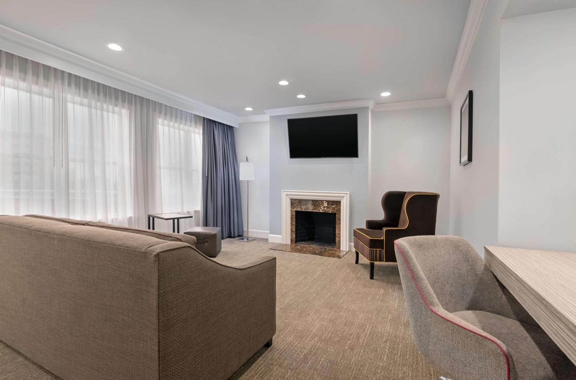 Hampton Inn & Suites Stamford Extérieur photo
