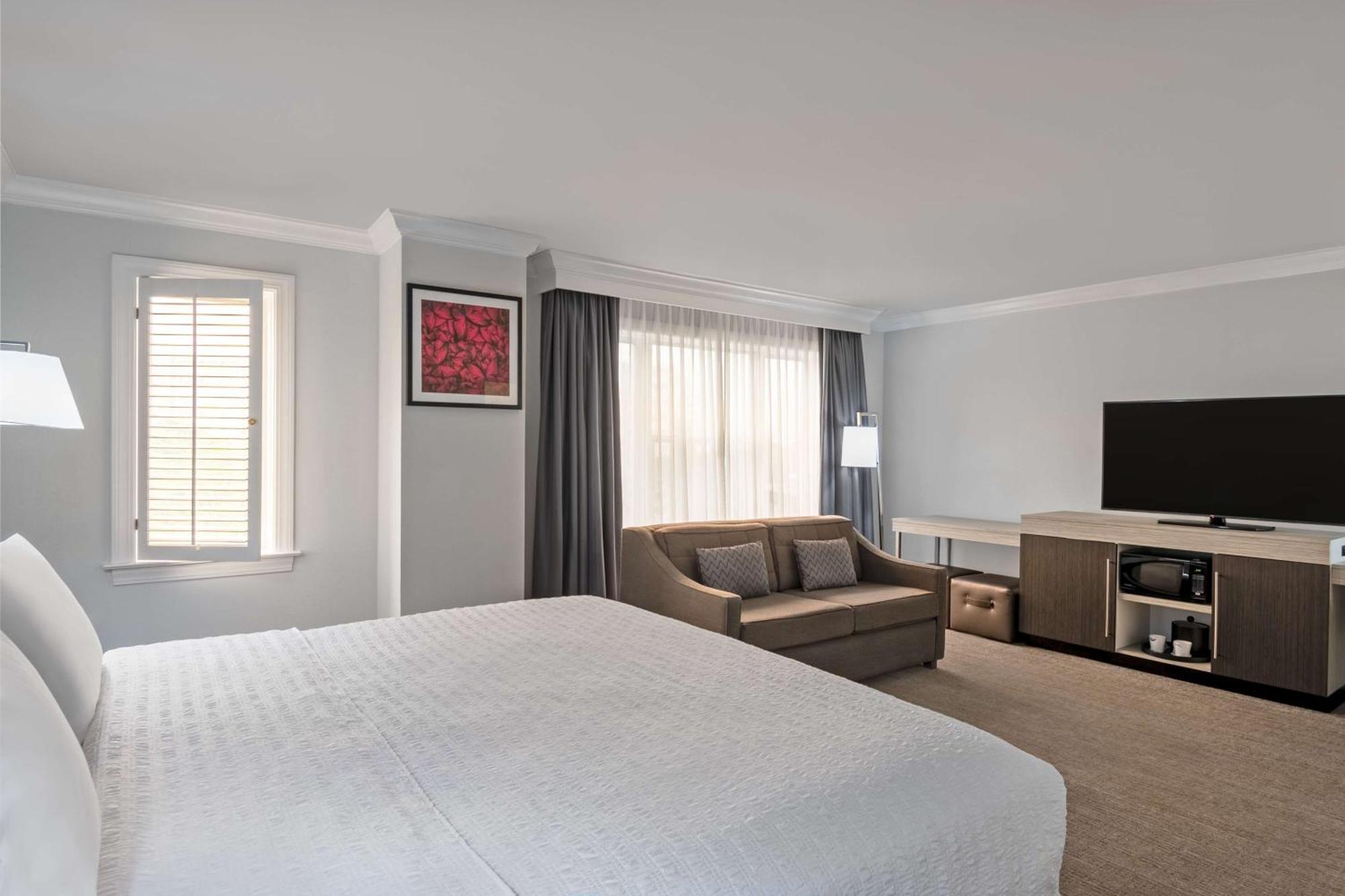 Hampton Inn & Suites Stamford Extérieur photo